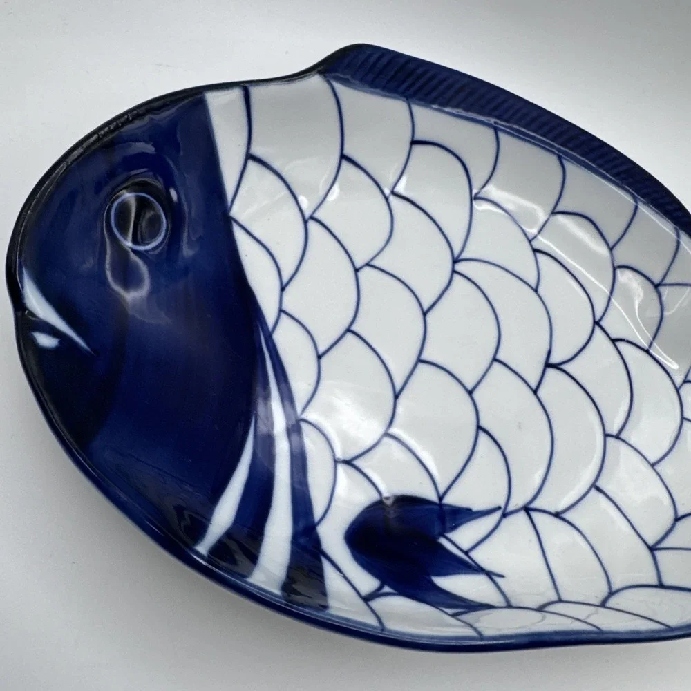 Vintage 90s Dansk Arabesque Fish Bowl Serving Platter Plate Blue & White